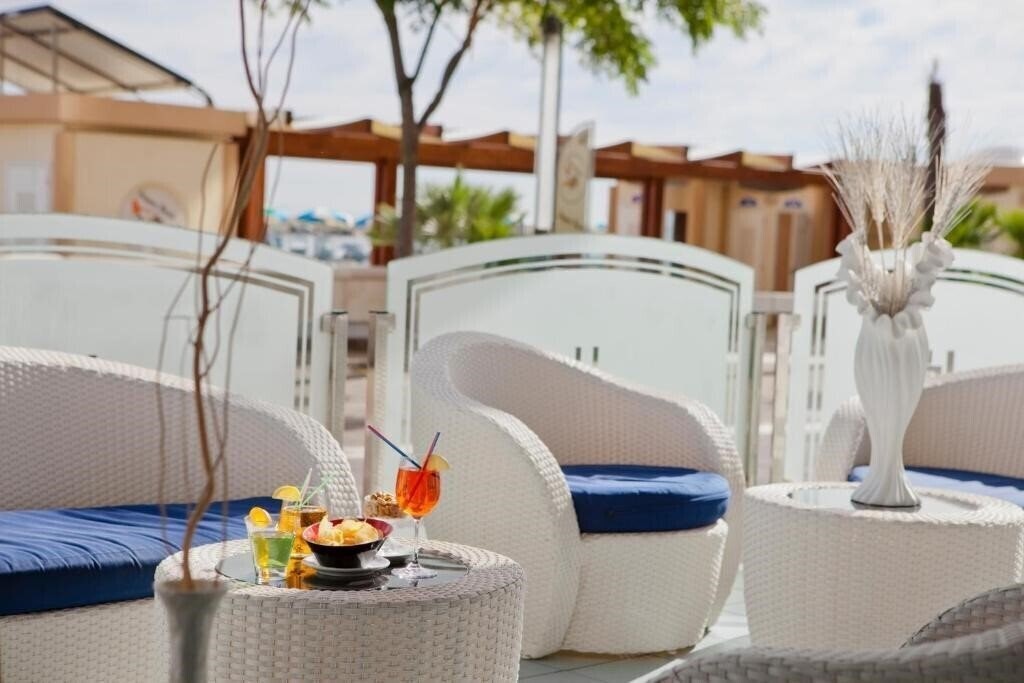 Фотографія Hotel Foschi-Peninsula 3*