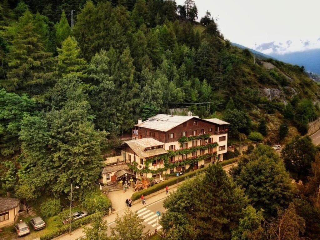 Фотографія Daniela 2*