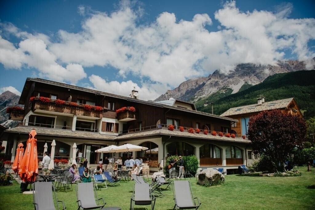 Zdjęcie Nevada Hotel (Bormio) 3*
