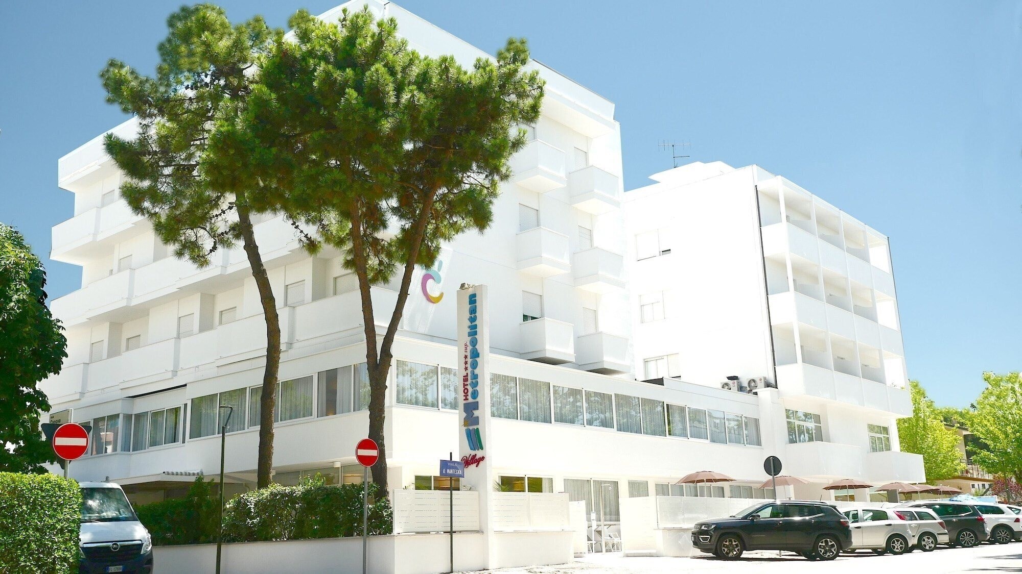 Hotel Color Metropolitan Family Hotel 3*