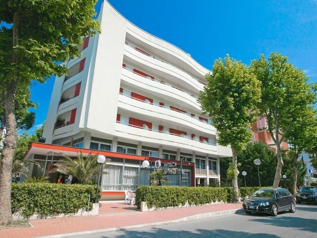 Hotel Caravelle 3*