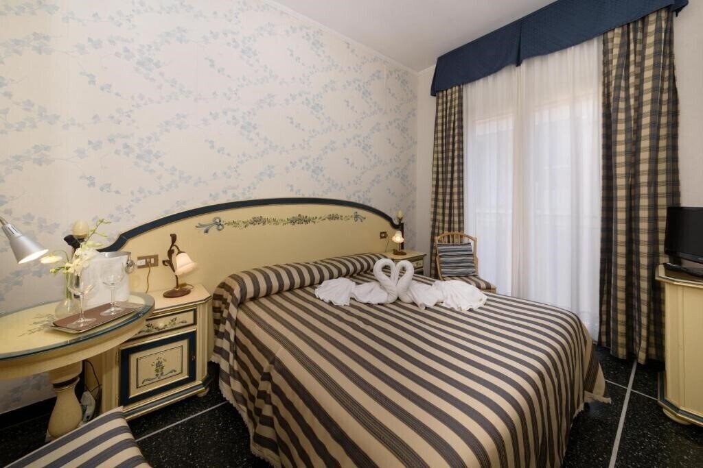 Фото Morchio Hotel 3*