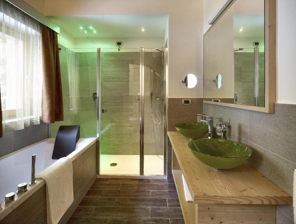 Zdjęcia Color Home Suite Apartments 4*