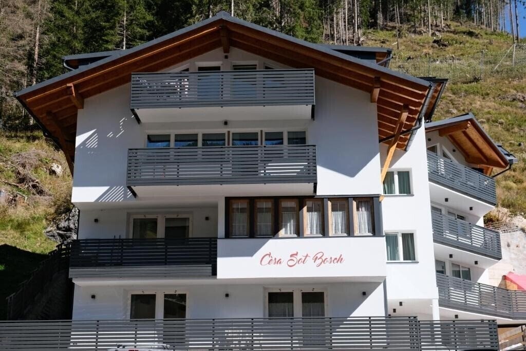 Hotel Cesa Sot Bosch 4*