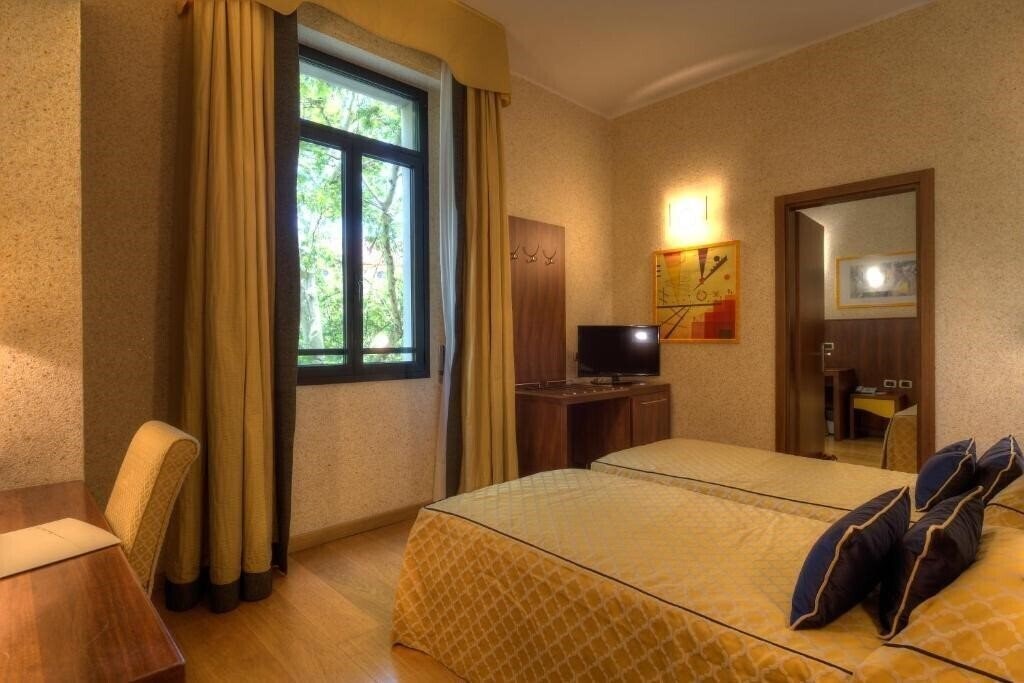 Zdjęcie Central Park Hotel Modena 4*