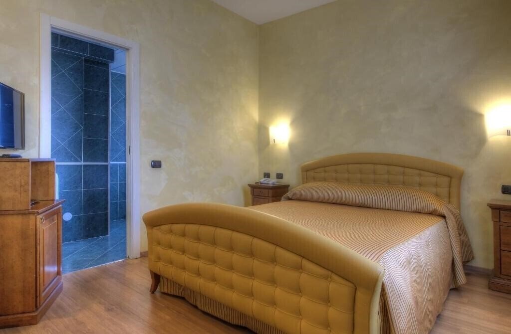 Zdjęcie Central Park Hotel Modena 4*