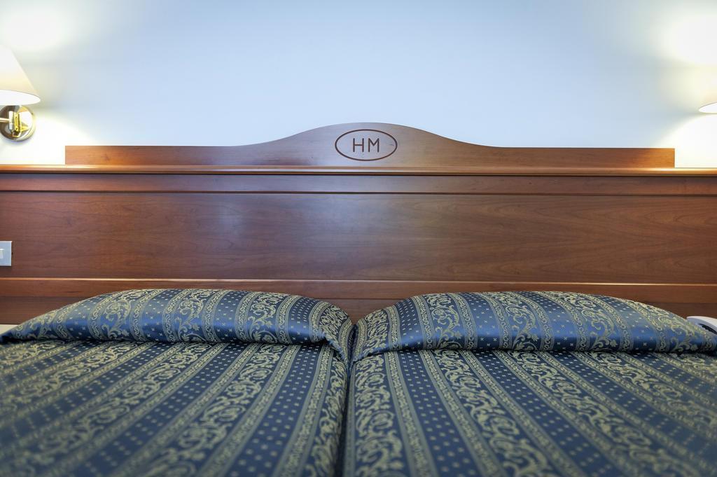 Отель Martelli 3*