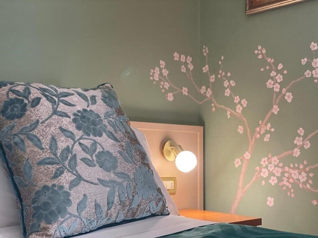 Готель Axial 3*