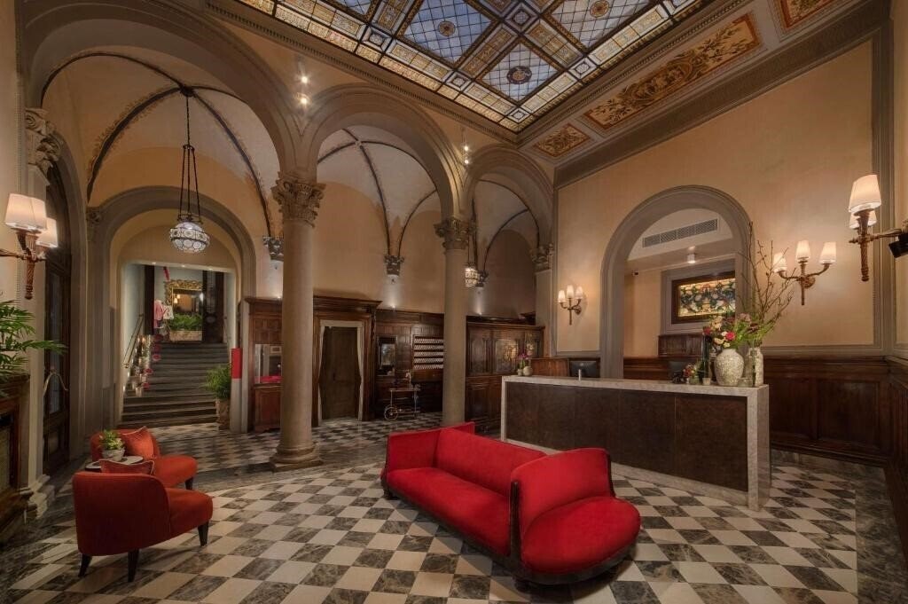 Hotel Nh Collection Firenze Porta Rossa 4*