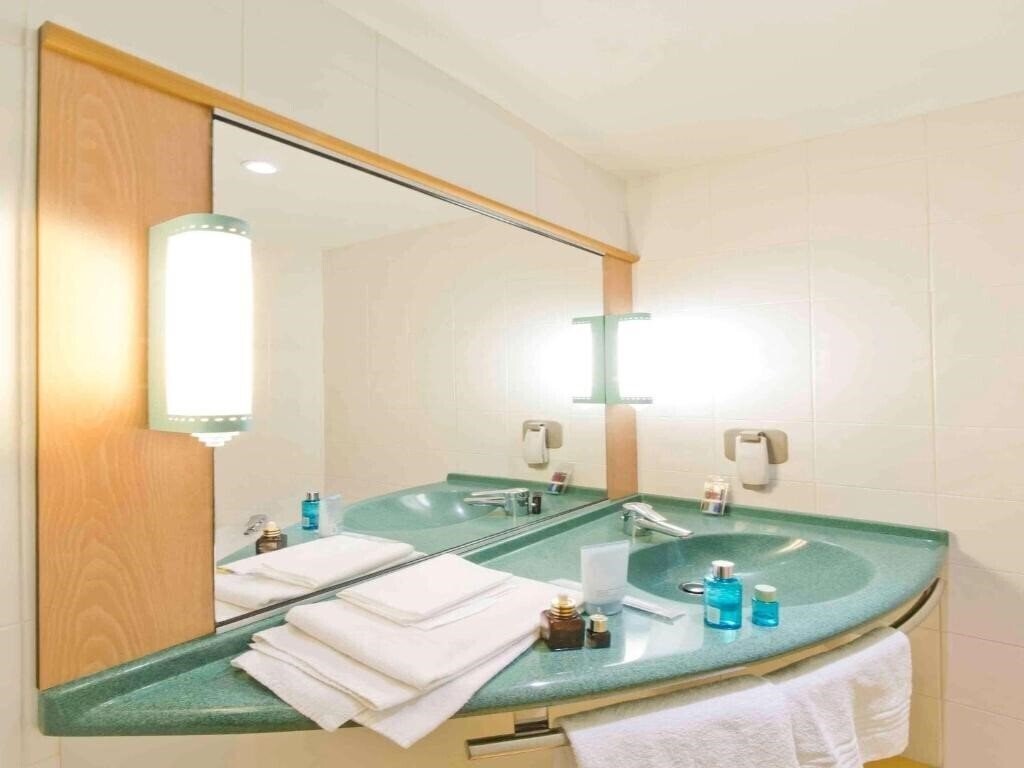 Zdjęcia Ibis Firenze Nord Aeroporto 3*
