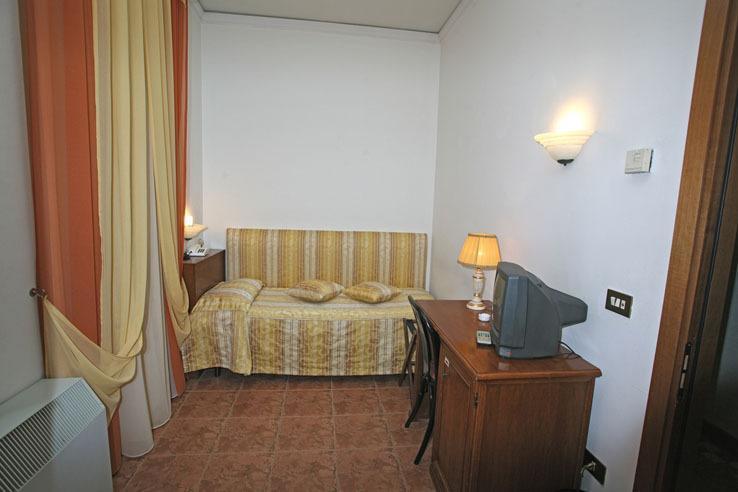 Фотография Alinari 3*