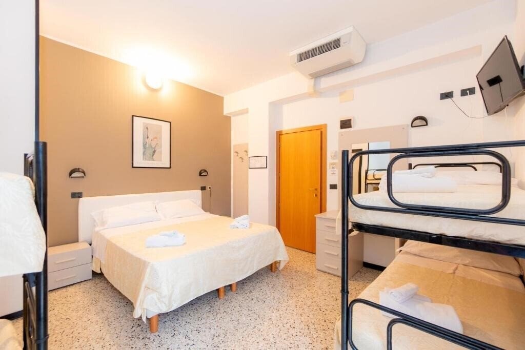 Hotel Galileo Florence 3*
