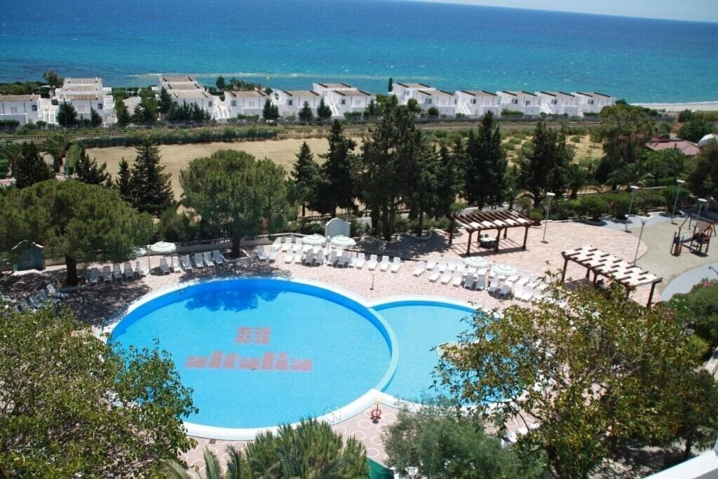Отель Village Club Altalia Hotel 4*