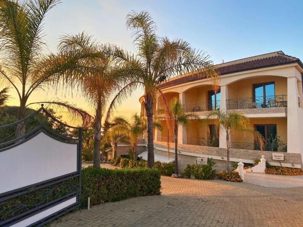 Готель Blu Tropical 4*