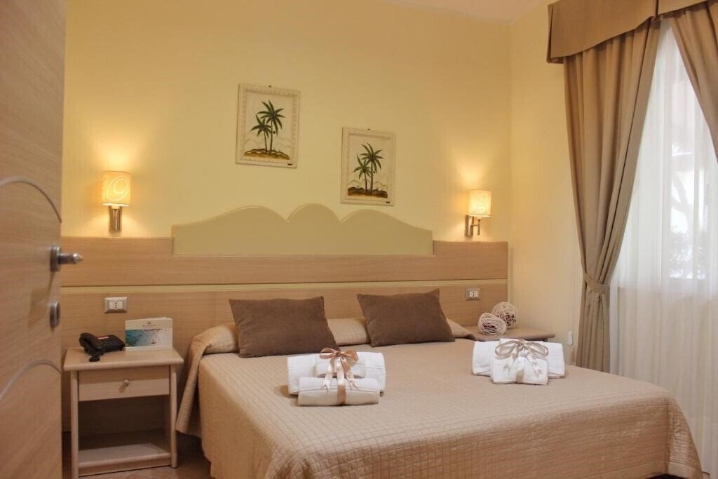Фото Blu Tropical 4*
