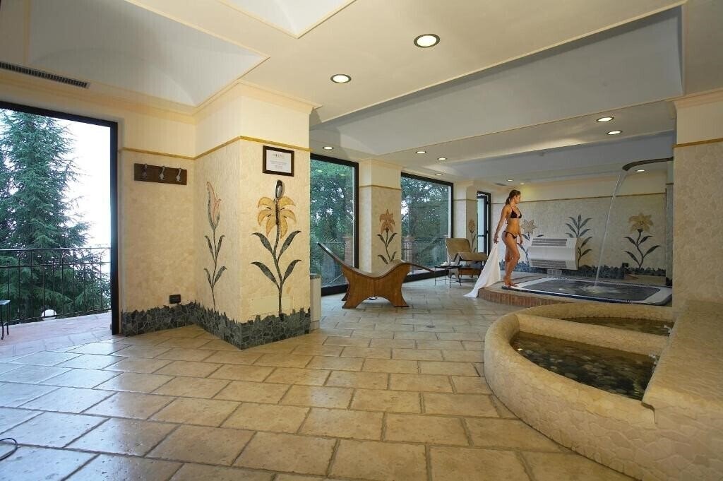 Zdjęcie Airone Wellness Hotel 4*