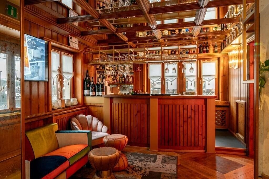 Zdjęcie Ambra Cortina Luxury & Fashion Hotel (ex. Hotel Ambra) 4*