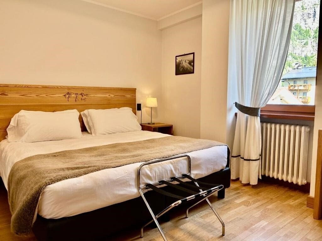 Зображення Croux 3*