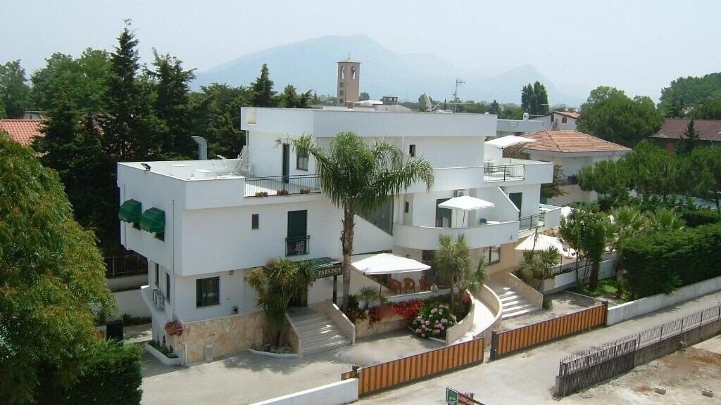 Hotel Paistos Hotel (Paestum) 3*