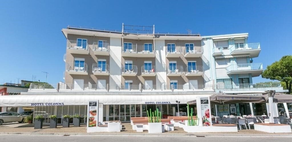Hotel Colonna 3*