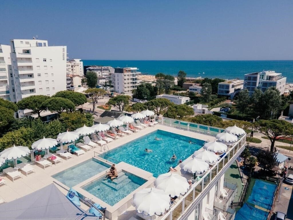 Hotel Colombo 4*