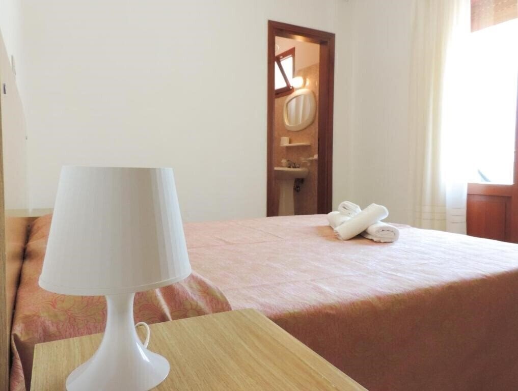 Готель Saturno 2*