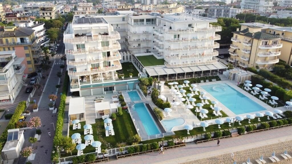 Hotel Le Soleil 4*