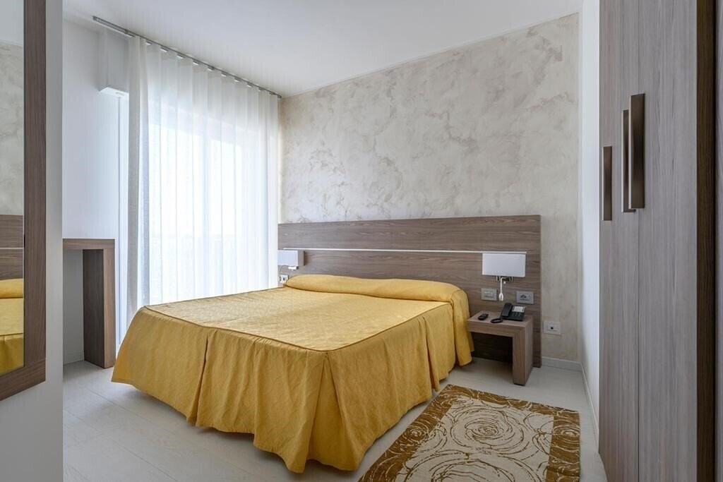 Zdjęcie Capri Hotel 3*
