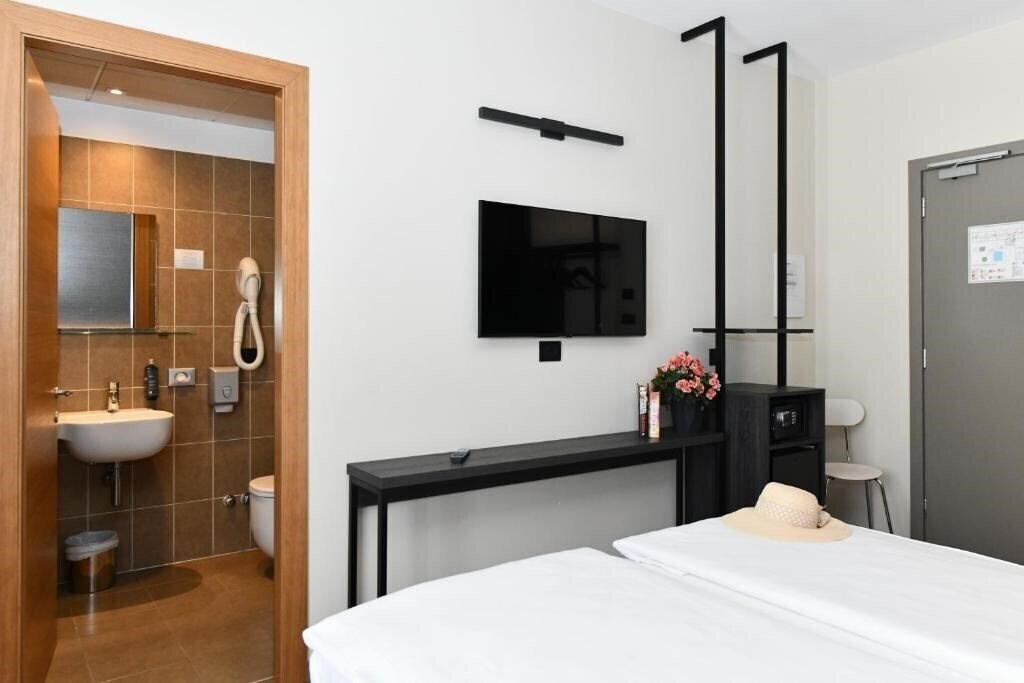 Фотографія Eden 4*