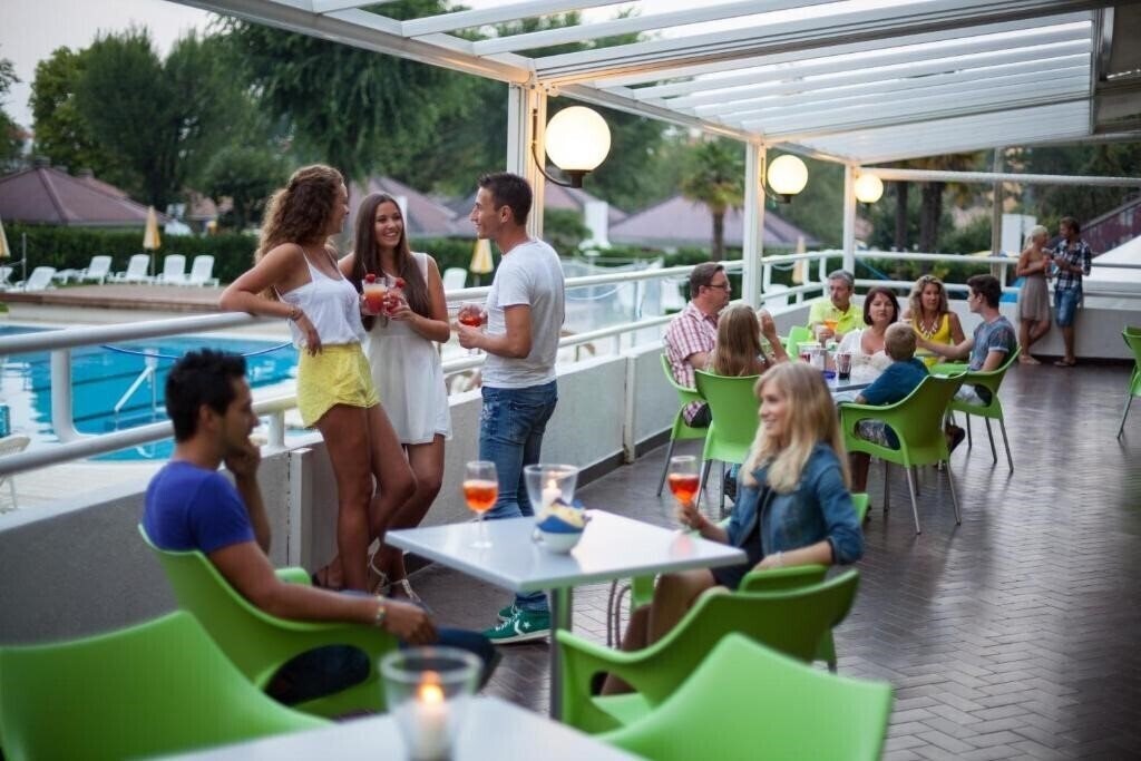 Zdjęcie Aparthotel Albatros 3*