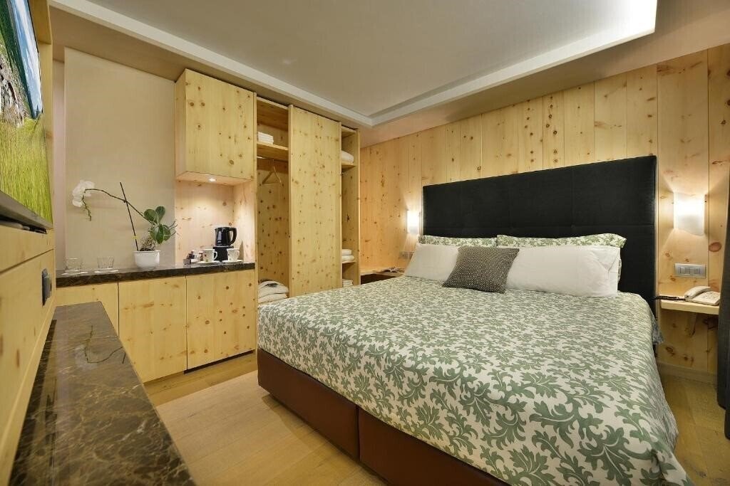 Фото St. Michael 4*