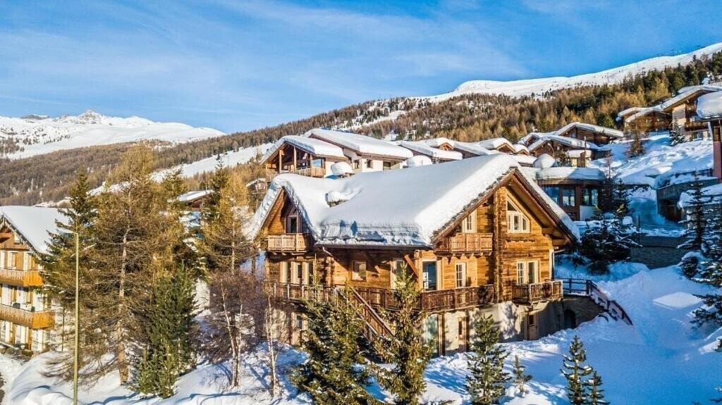 Hotel Chalet Snowflake 3*