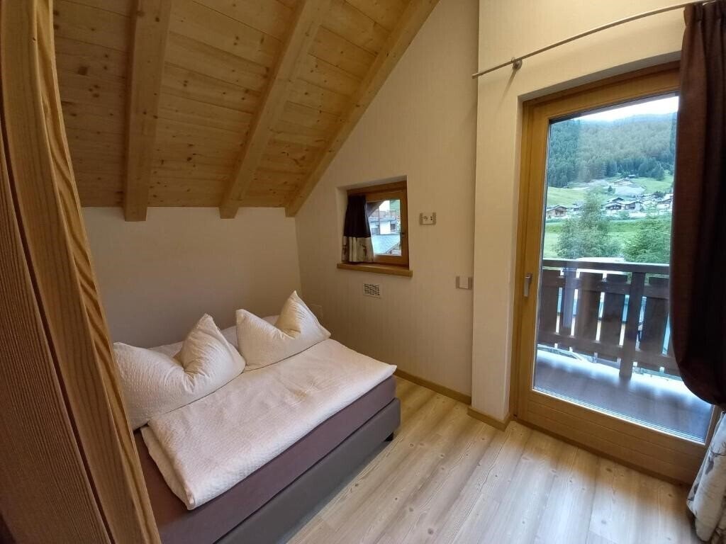Hotel Chalet Shany 4*