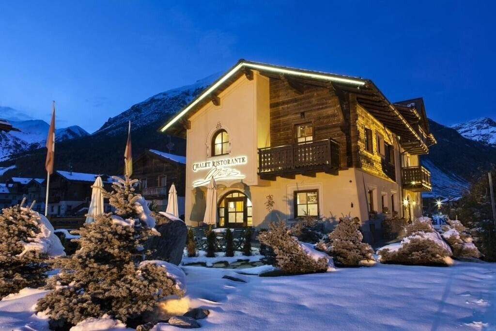 Hotel Chalet Mattias 4*