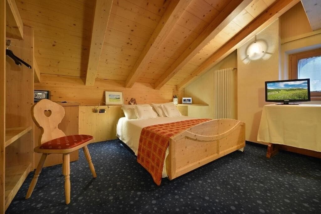 Фото Cristallo Hotel & Residence 3*