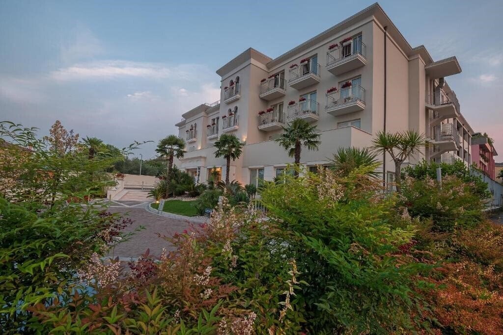 Zdjęcie Nazionale 3*