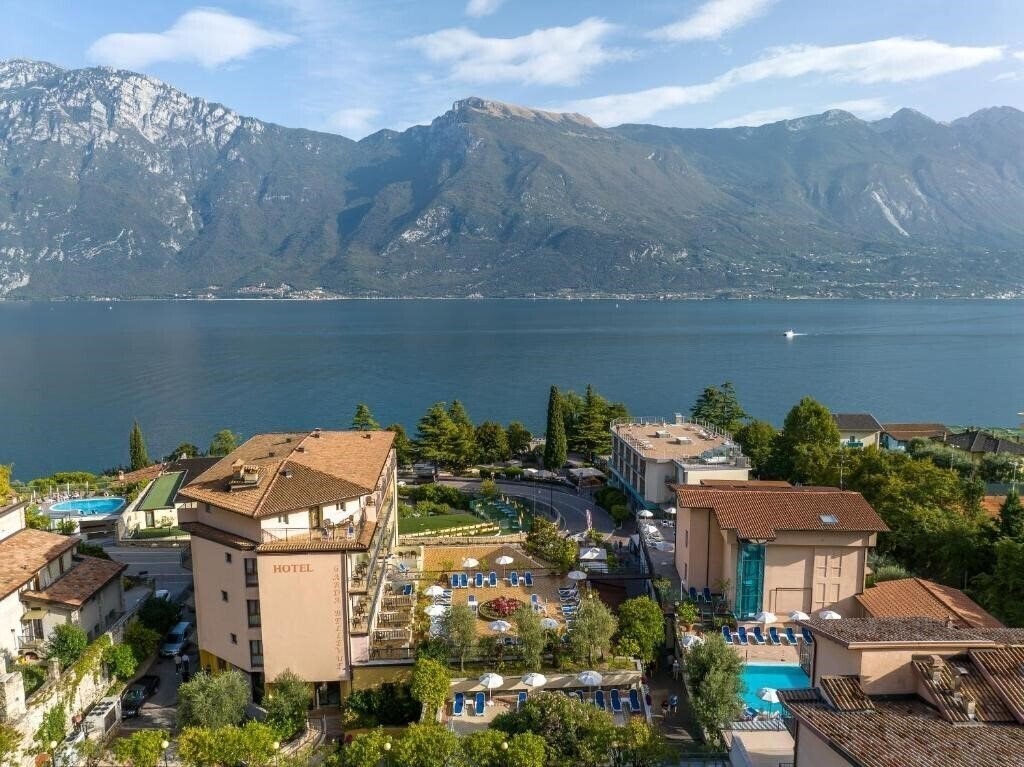 Hotel Garda Bellevue 4*