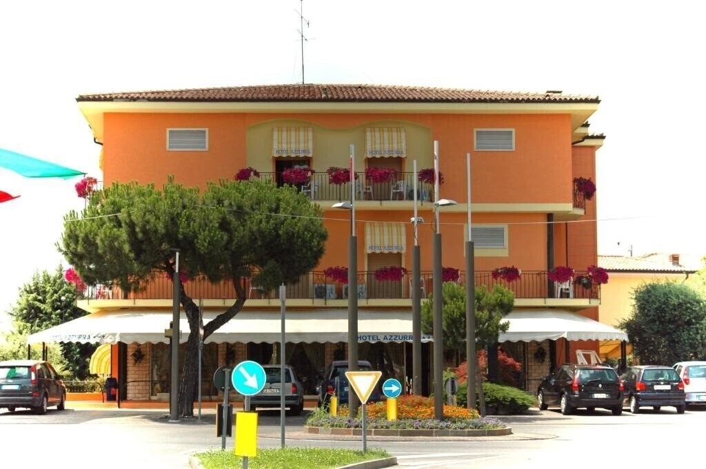 Hotel Azzurra 3*