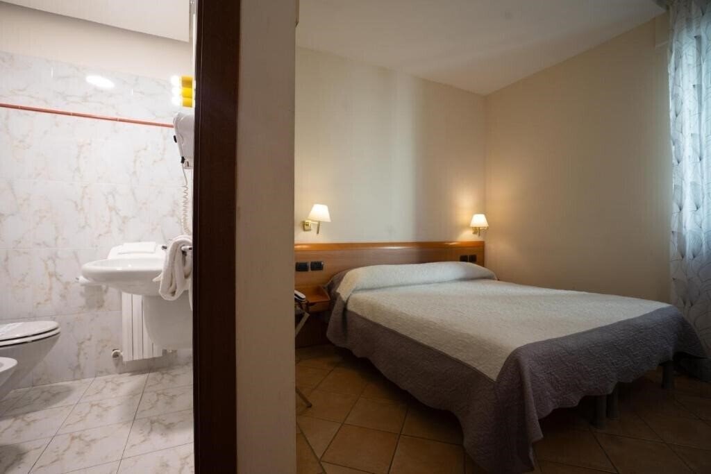 Zdjęcie Bernardino Hotel 3*