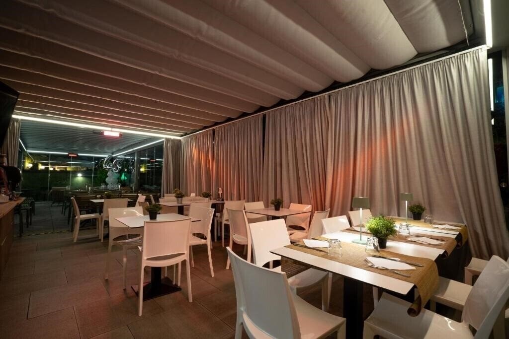 Obraz Bernardino Hotel 3*