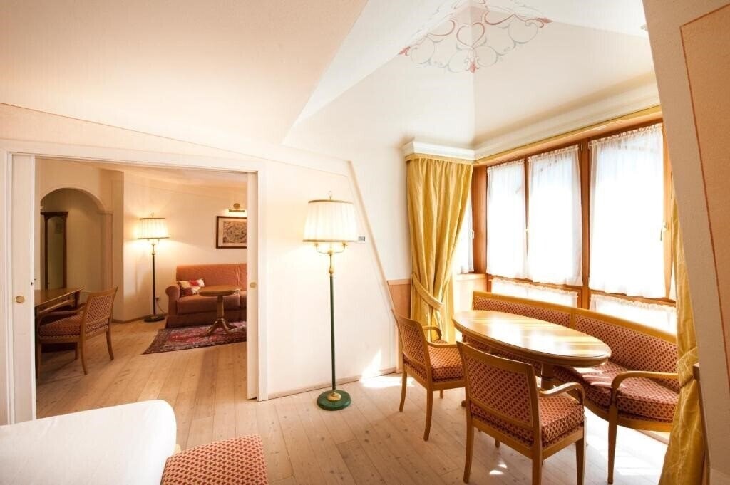 Zdjęcia Alpen Suite 4*