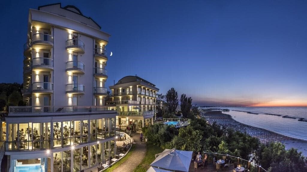 Картинка Sans Souci Hotel Gabicce Mare 4*