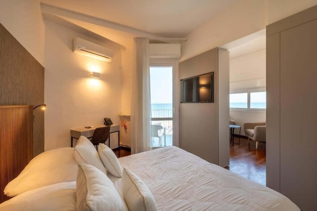 Obraz Ritz Hotel Senigallia 4*