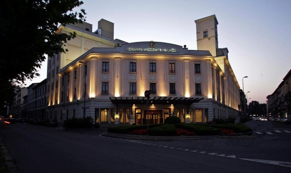 Zdjęcie Grand Visconti Palace 4*