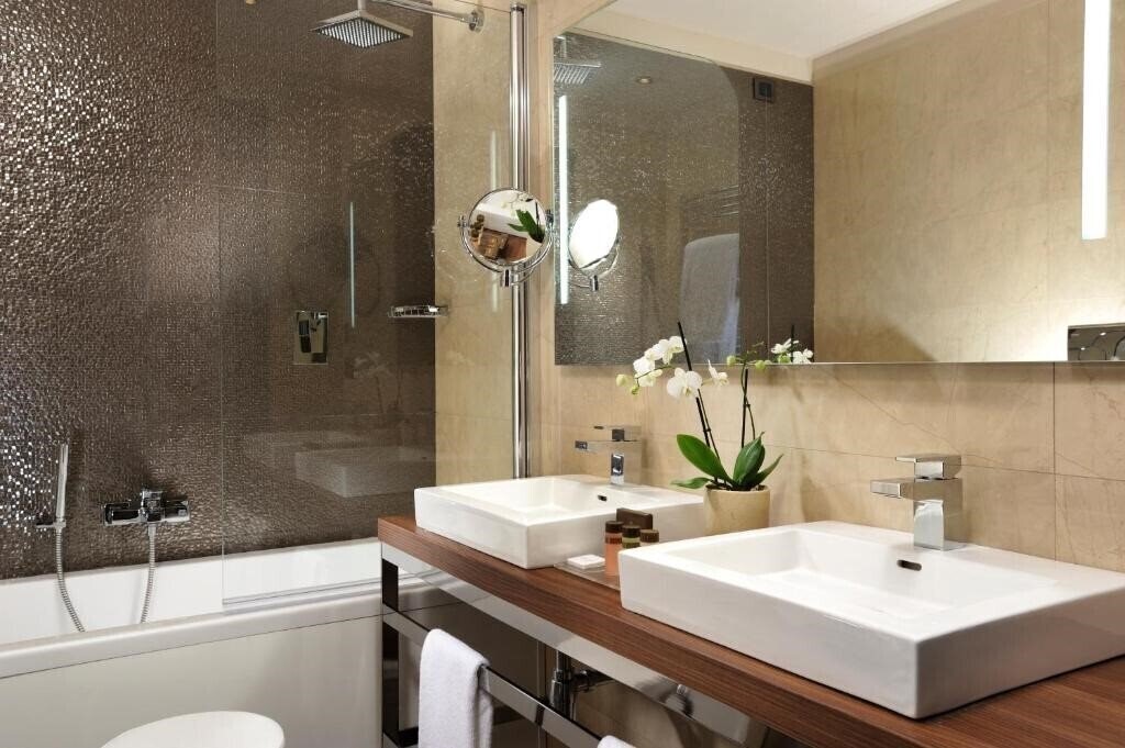 Zdjęcie Uptown Palace 4*