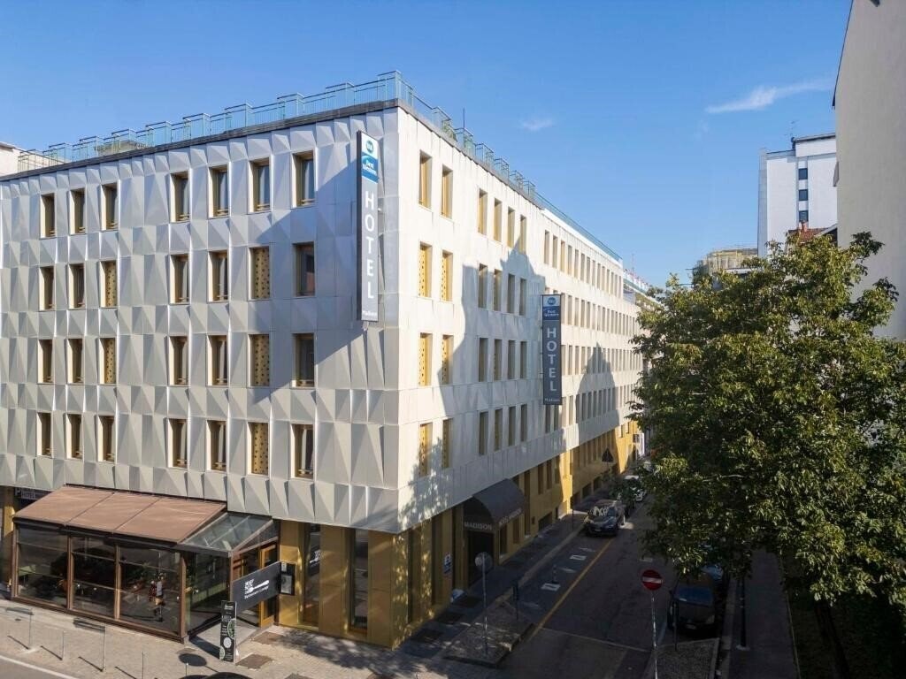 Фотографія Madison 4*