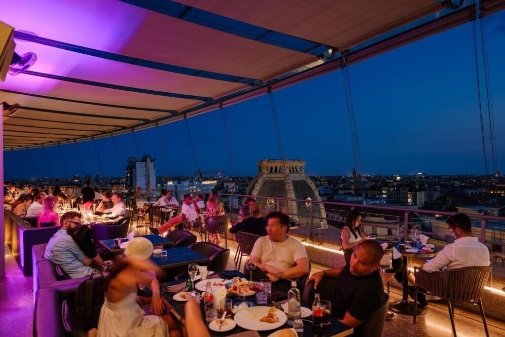 Zdjęcie The Square Milano Duomo 4*