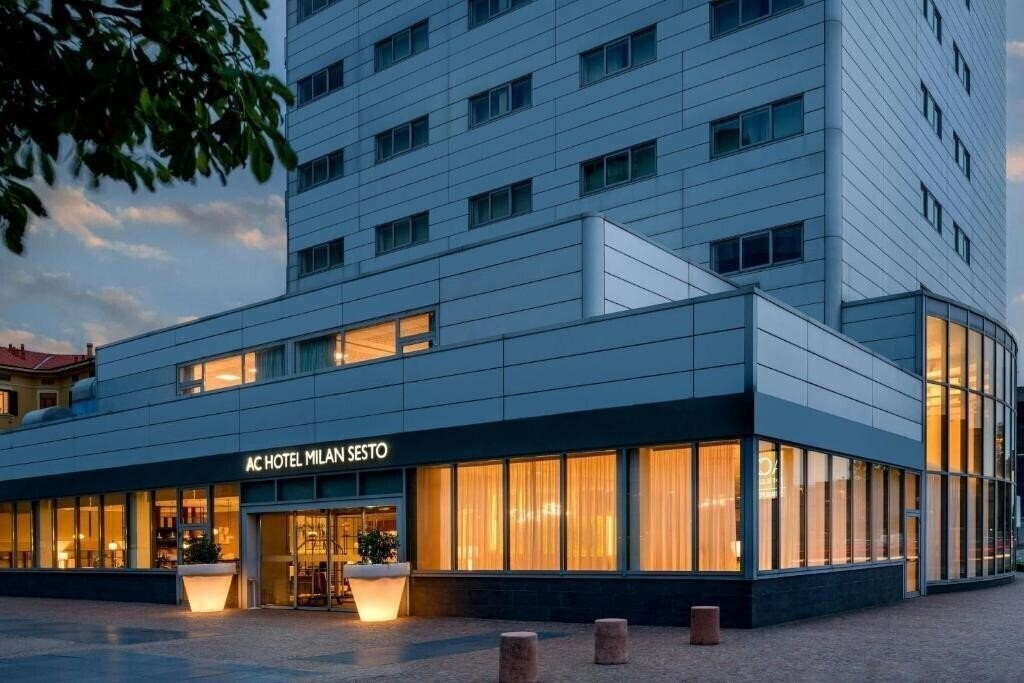Отель Nh Milano Concordia 4*