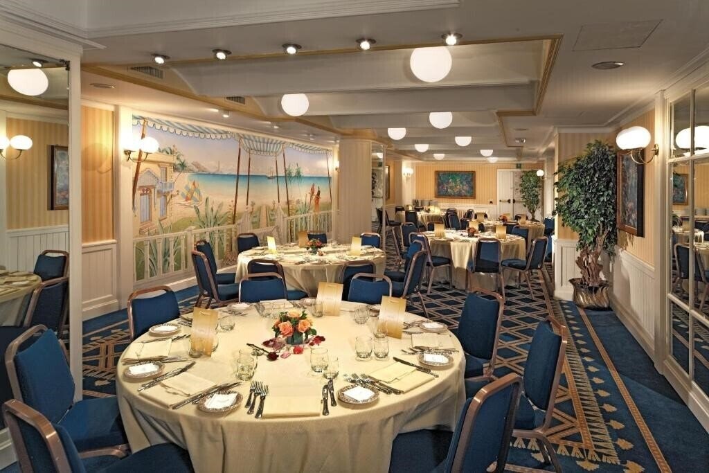 Zdjęcie Capitol Hotel 4*