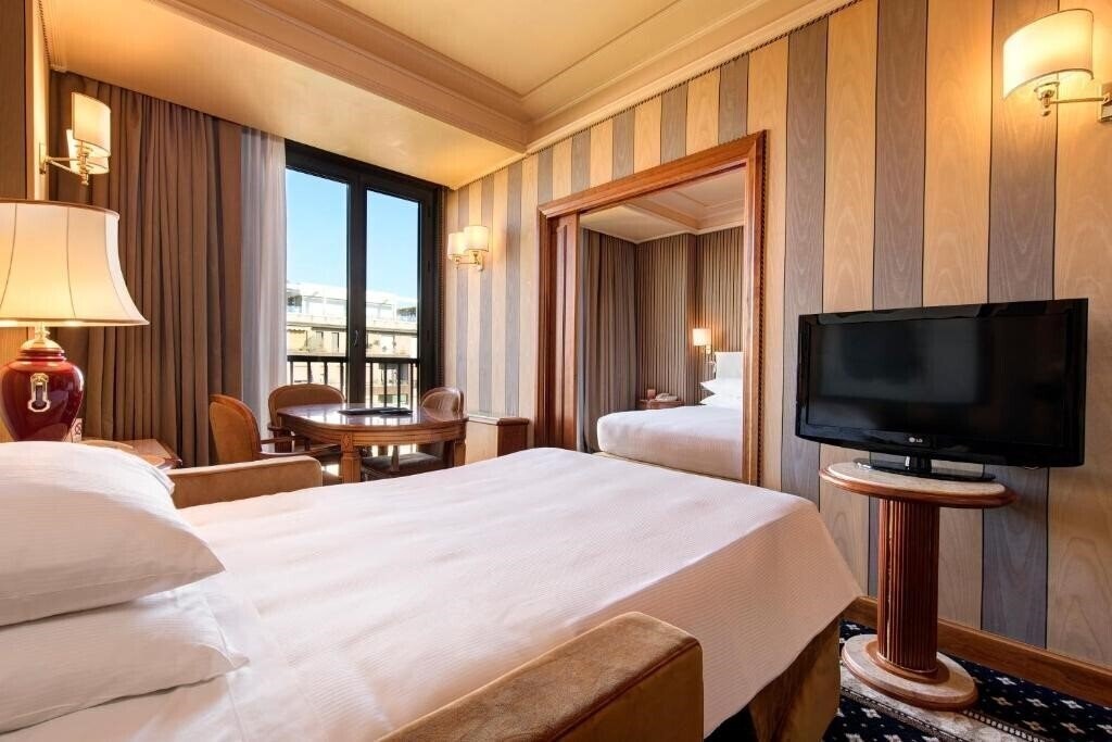Obraz Capitol Hotel 4*